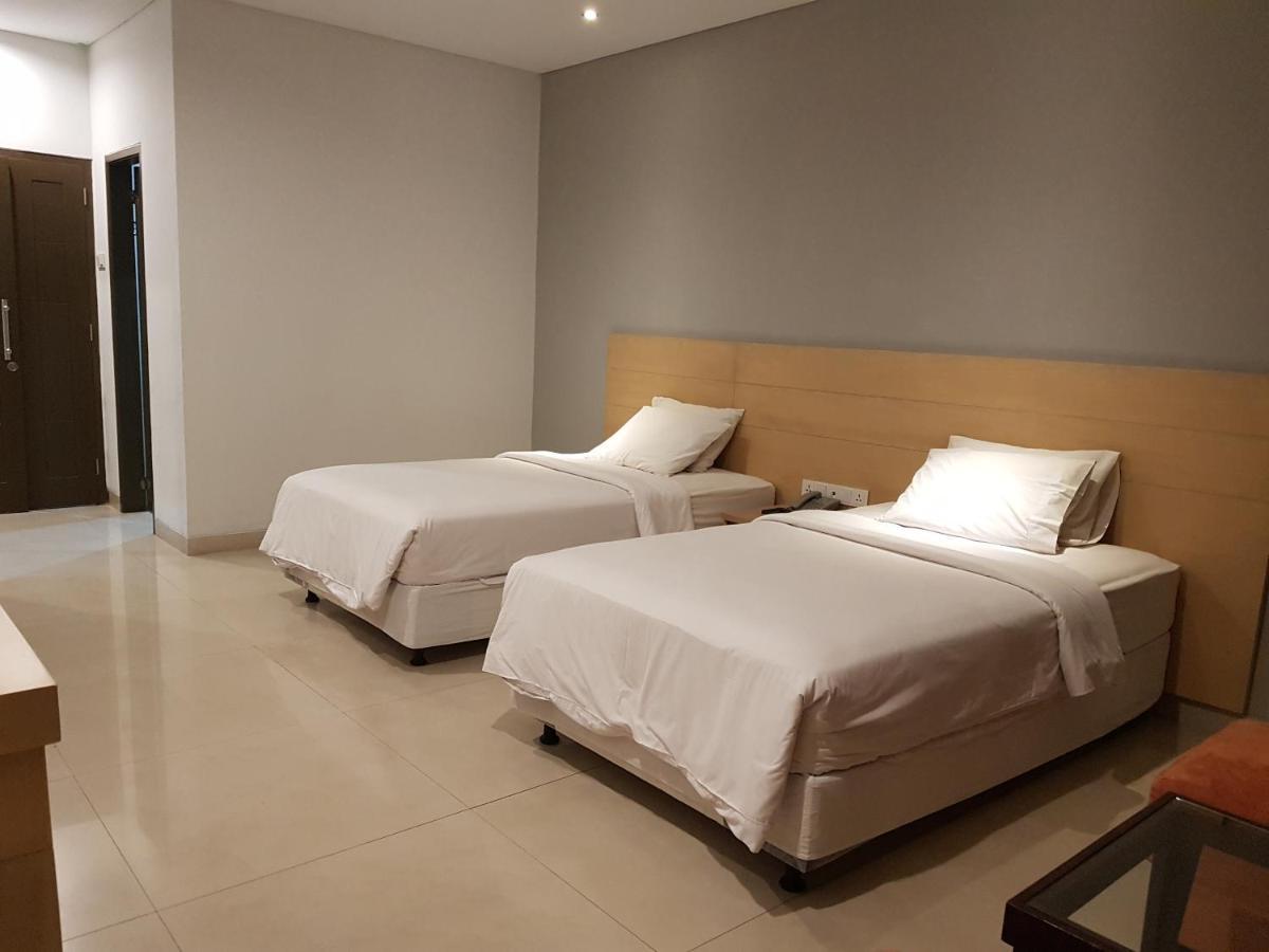 New Mountain Springs Hotel & Resort Lembang Dış mekan fotoğraf