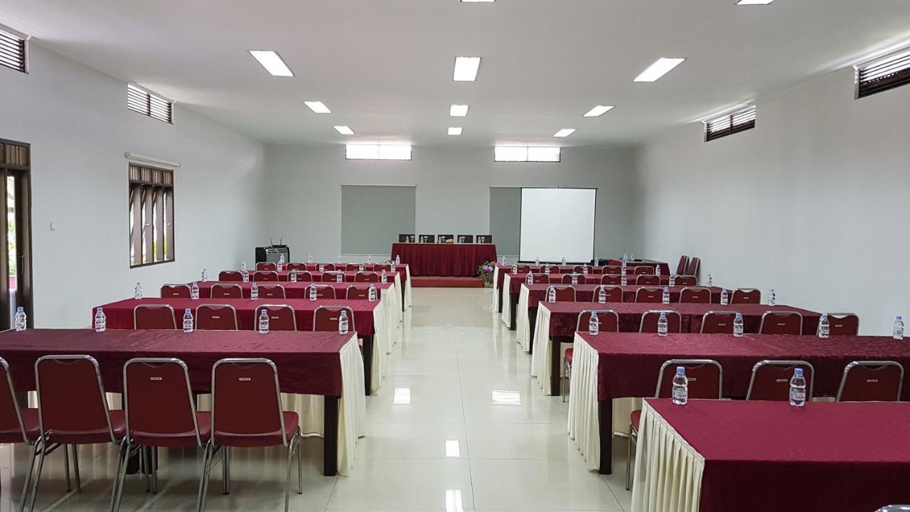 New Mountain Springs Hotel & Resort Lembang Dış mekan fotoğraf