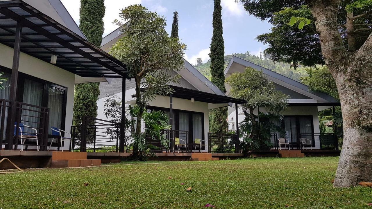 New Mountain Springs Hotel & Resort Lembang Dış mekan fotoğraf